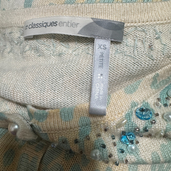 Classiques Entier Cashmere & Silk Cardigan Sz XSP cream leopard knit beaded NWOT - Picture 7 of 10